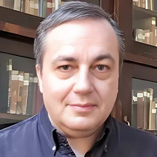 Dr. Indries Krisztián